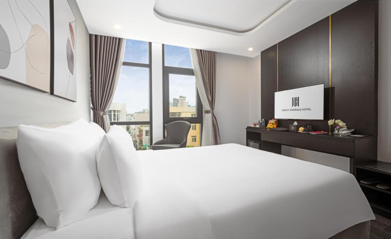 Mercy Emerald Hotel Da Nang Dış mekan fotoğraf