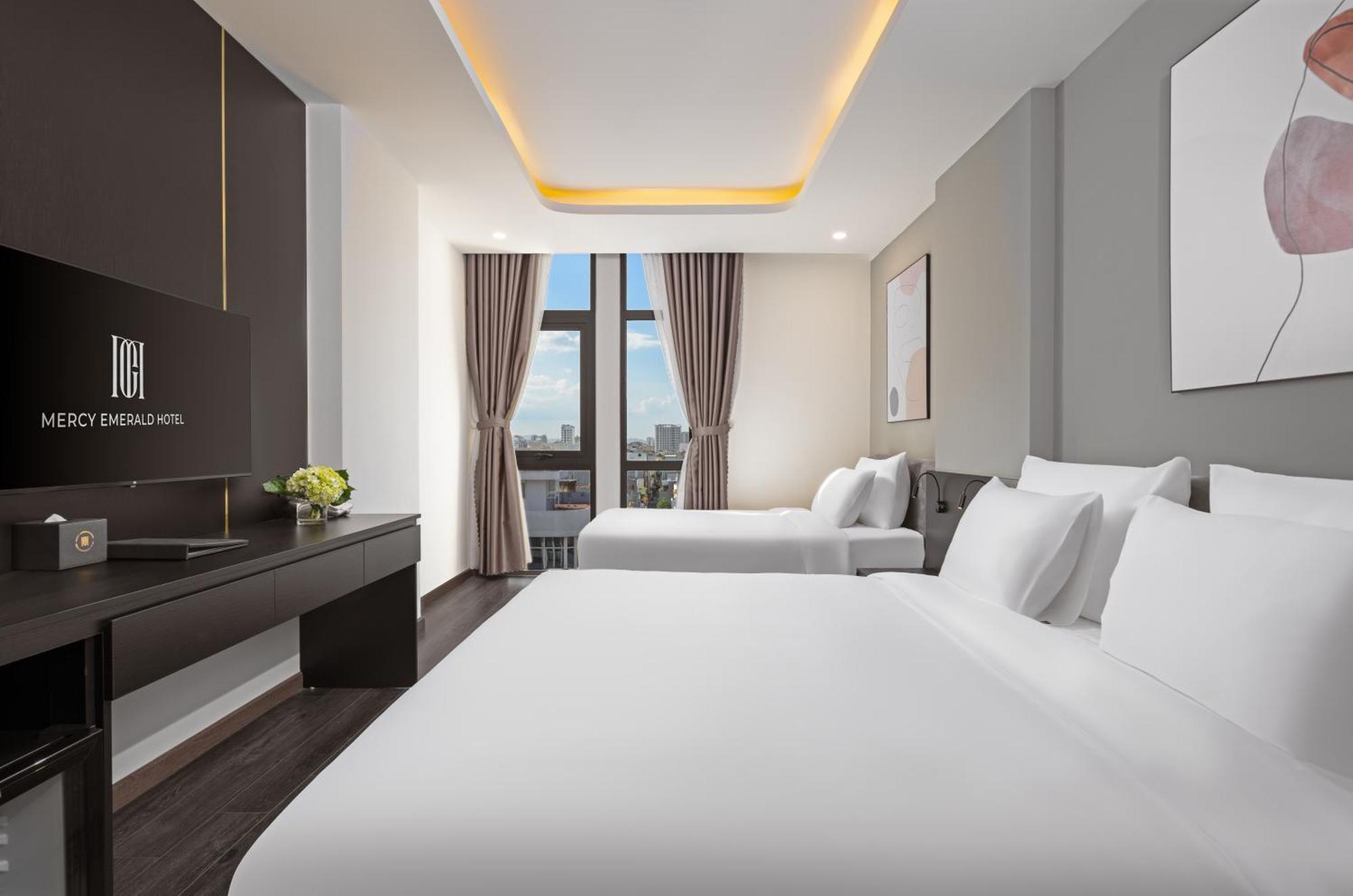 Mercy Emerald Hotel Da Nang Dış mekan fotoğraf
